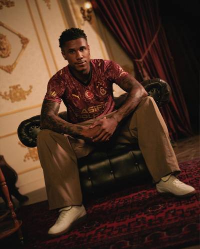 galatasaray_25_26_puma_third_kit_f.jpg