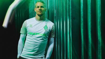 werder_bremen_25_26_hummel_away_kit_1.jpg