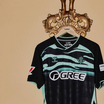 real_betis_25_26_hummel_third_kit_b1.jpg