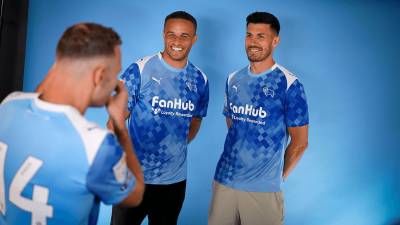 derby_county_25_26_puma_third_kit_c.jpg