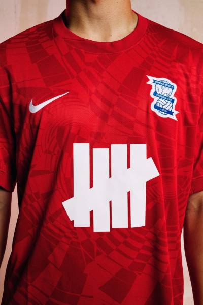 birmingham_city_25_26_nike_third_kit_b.jpg