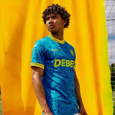 wolverhampton_wanderers_25_26_sudu_third_kit_c.jpg