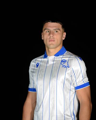 sheffield_wednesday_25_26_macron_third_kit_4.jpg