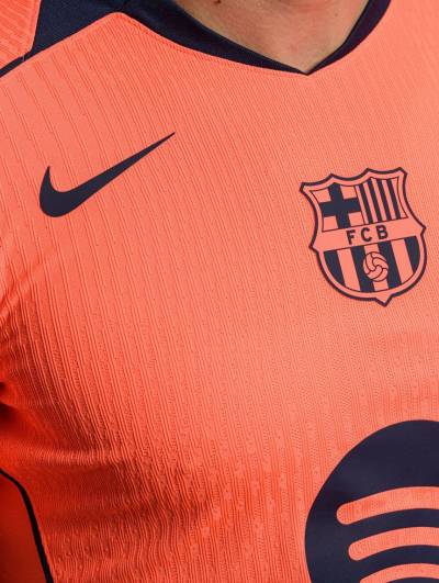 barcelona_25_26_nike_third_kit_e1.jpg