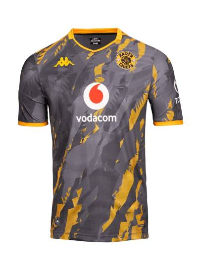 kaizer_chiefs_25_26_kappa_away_kit_f1.jpg
