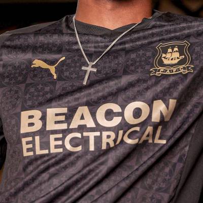 plymouth_argyle_25_26_puma_away_kit_e.jpg