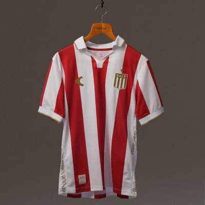 estudiantes_2025_ruge_120th_anniversary_kits_a.jpg