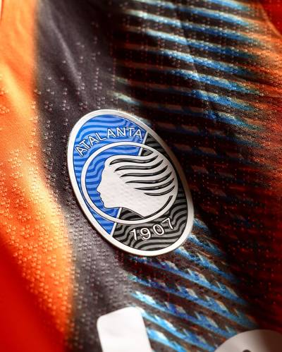atalanta_25_26_new_balance_third_kit_e.jpg