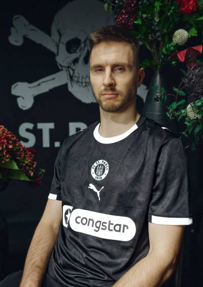 st_pauli_25_26_puma_third_kit_05.jpg