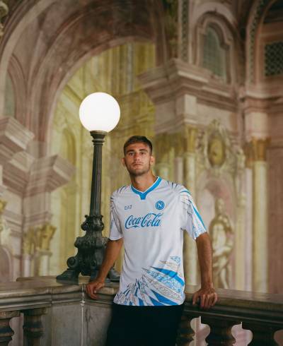 napoli_25_26_ea7_pre_match_kit_d.jpg
