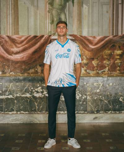 napoli_25_26_ea7_pre_match_kit_f.jpg