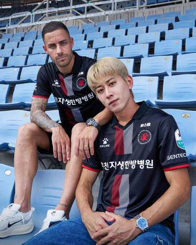 bucheon_fc_2025_kelme_hermes_30th_anniversary_shirt_b.jpg