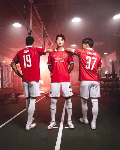 pohang_steelers_25_26_puma_acl2_home_kit_b.jpg