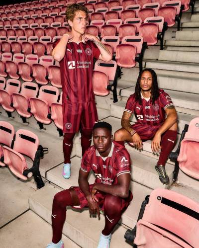 fc_midtjylland_2025_26_puma_away_kit_0.jpeg