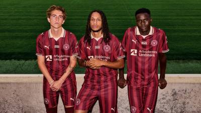 fc_midtjylland_2025_26_puma_away_kit_1.jpg