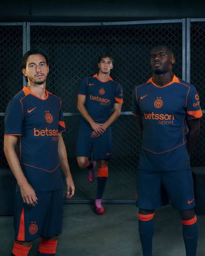 inter_milan_25_26_nike_third_kit_a.jpg