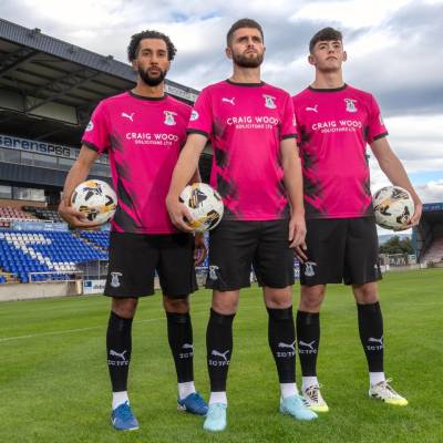 inverness_caledonian_thistle_25_26_puma_away_kit_a.jpg