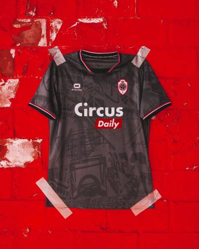 royal_antwerp_25_26_stanno_third_kit_f.jpg