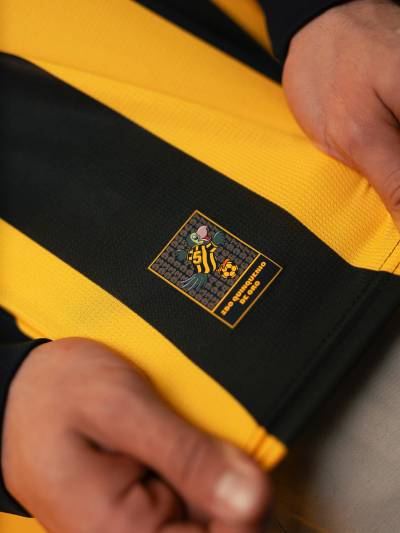 penarol_2025_puma_134th_anniversary_shirt_e.jpg