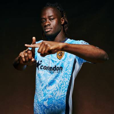 hull_city_25_26_kappa_third_kit_3.jpg