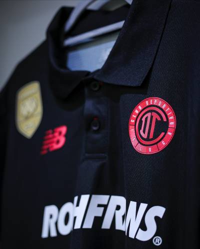 toluca_fc_25_26_new_balance_third_kit_e.jpg