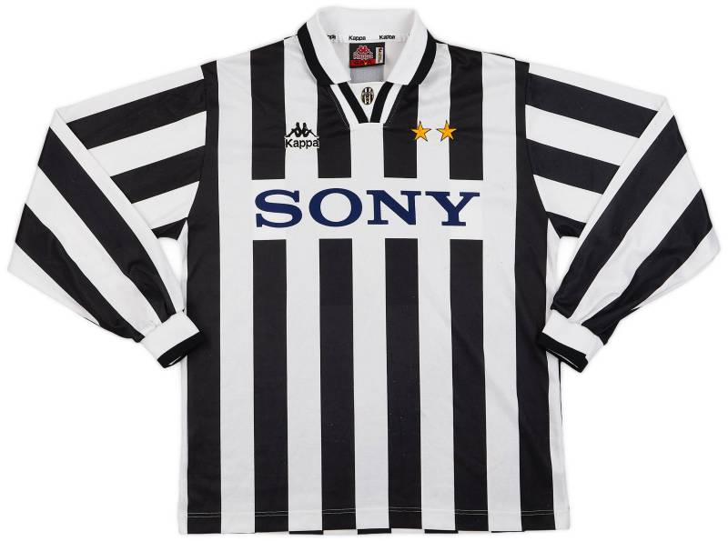 juventus_1995_97_home_shirt_1.jpg