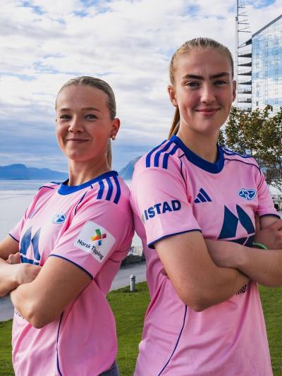molde_fk_2025_adidas_pink_october_shirt_1.jpg
