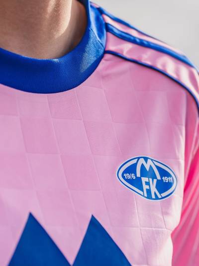 molde_fk_2025_adidas_pink_october_shirt_4.jpg