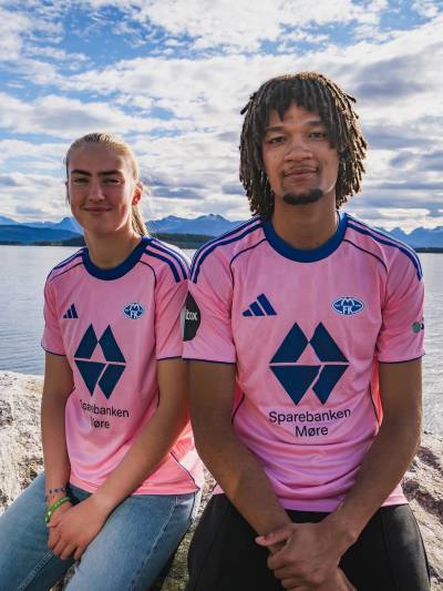 molde_fk_2025_adidas_pink_october_shirt_5.jpg