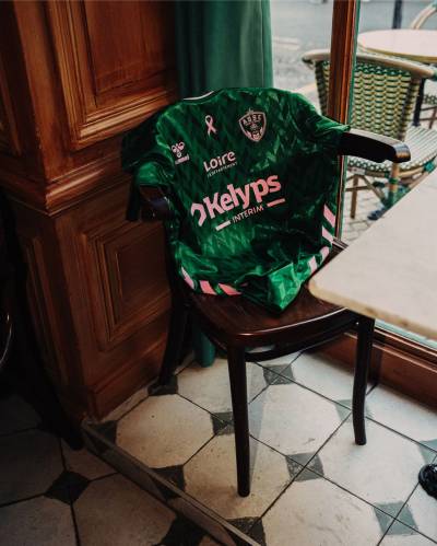 saint_etienne_25_26_hummel_pink_october_shirts_2.jpg
