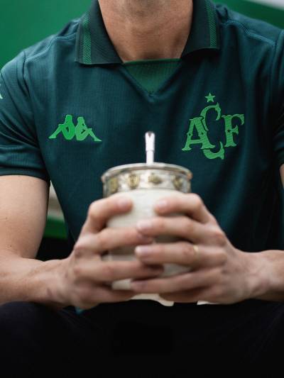 chapecoense_2025_kappa_third_kit_e2.jpg