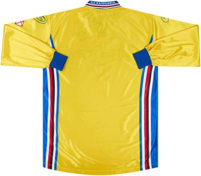 sampdoria_1999_00_third_shirt_2.jpg
