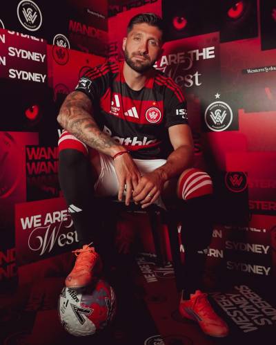 western_sydney_wanderers_25_26_adidas_home_kit_d.jpg