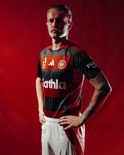 western_sydney_wanderers_25_26_adidas_home_kit_e.jpg