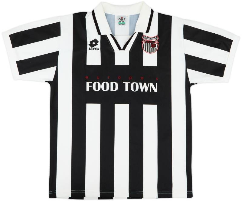 grimsby_town_1996_98_home_shirt.jpg