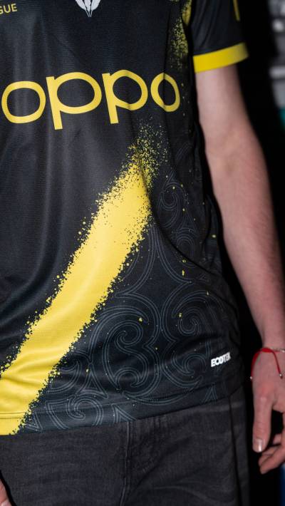 wellington_phoenix_25_26_dynasty_sport_third_kit_d11.jpg