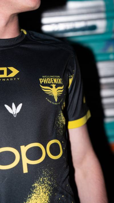 wellington_phoenix_25_26_dynasty_sport_third_kit_d21.jpg