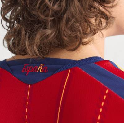 spain_2026_world_cup_adidas_home_shirt_leaked_d.jpeg