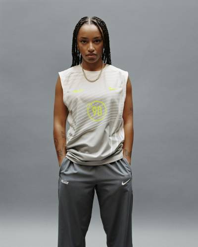 palace_nike_p90_collection_a_02.jpg