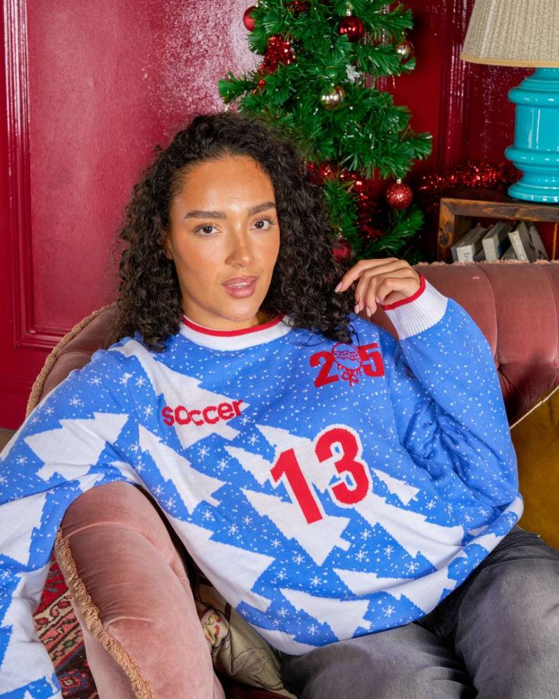 cfs_jones_13_soccer_christmas_jumper_a.jpg