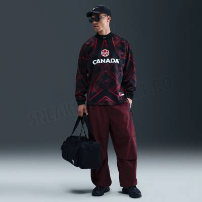 nike_canada_authentic_goalkeeper_shirt_leaked_c.jpeg