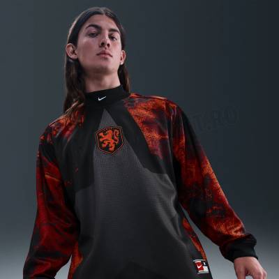 nike_netherlands_authentic_goalkeeper_shirt_leaked_e.jpeg