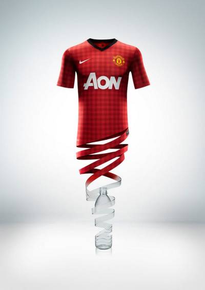 manchester_united_12_13_nike_home_football_shirt_2.jpeg