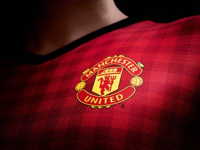 manchester_united_12_13_nike_home_football_shirt_6.jpeg