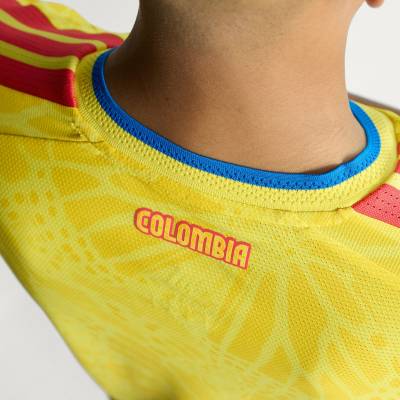 colombia_2026_adidas_home_kit_e1.jpg