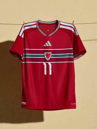 wales_2026_adidas_home_kit_b.jpg