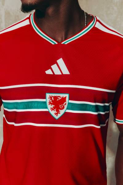 wales_2026_adidas_home_kit_e.jpeg