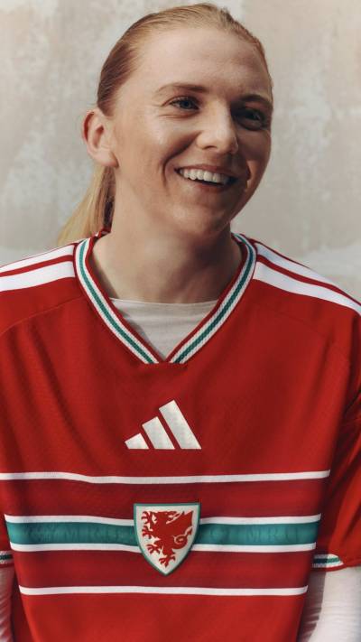 wales_2026_adidas_home_kit_f.jpg