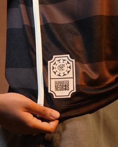 flamengo_2025_braziline_diamante_negro_shirt_d.jpg