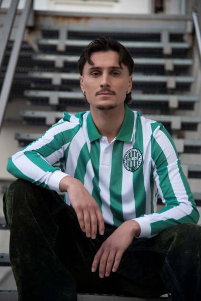 ferencvaros_125th_anniversary_jersey_a.jpg